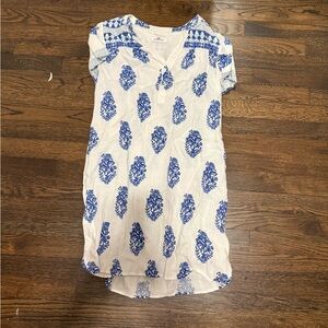 Vineyard Vines Blue and White Floral Blouse Swimsuit Coverup